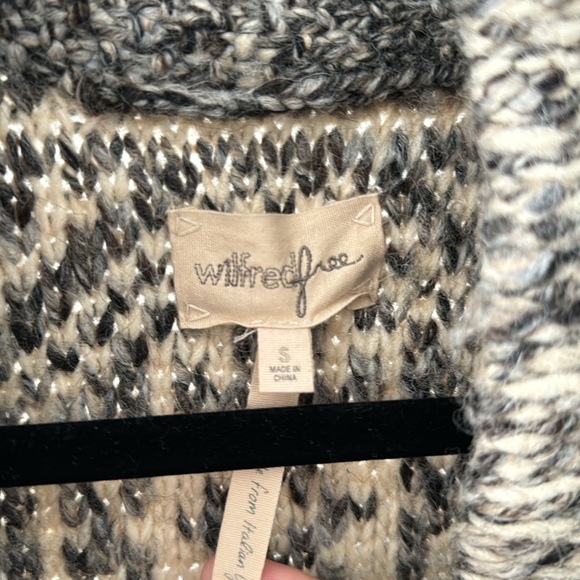 Wilfred Free Wool Sweater - Picture 2 of 5